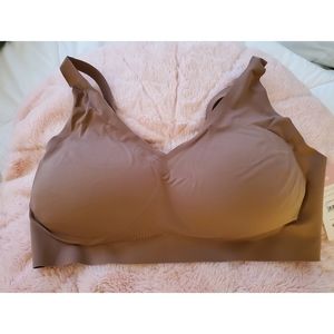 Secret Treasures bra NWT